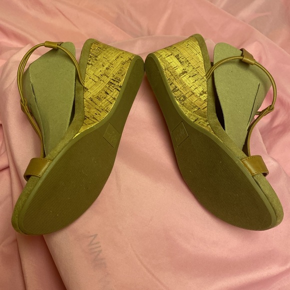 Women’s Style & Co Wedge Sandal in Tan - 10M “Walunpo” - Picture 4 of 8